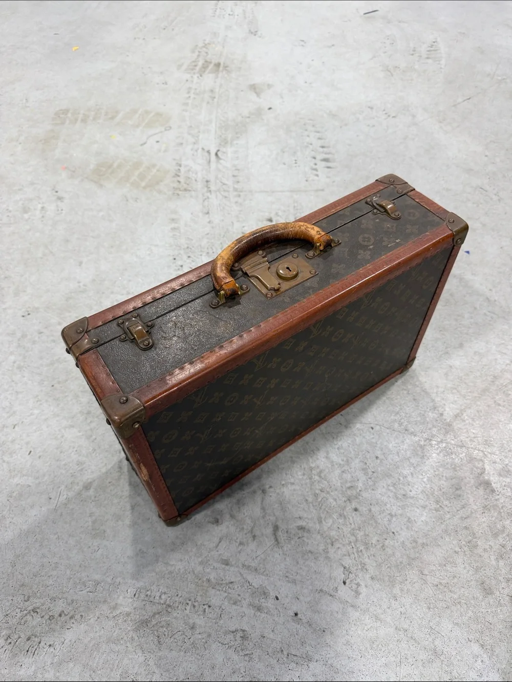 Louis Vuitton Monogram Leather Trim Vintage Carry Case in Brown